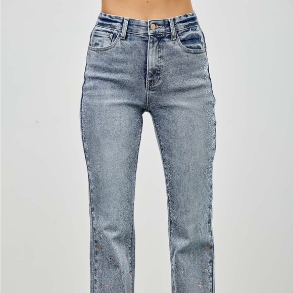 High Rise Kick Flare Pants With Rhinestone - Picture 3 of 9